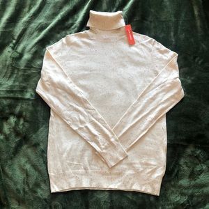 Women Turtleneck off white